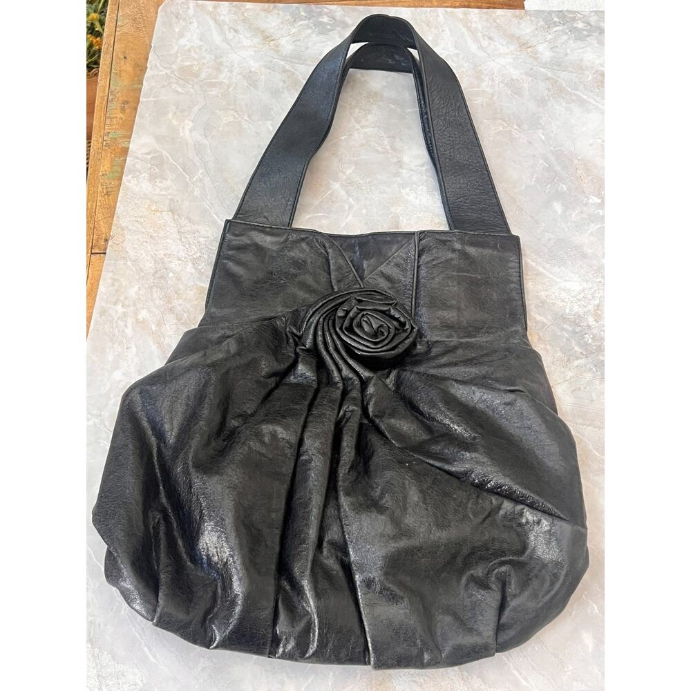 Fiore By Isabella Fiore Genuine Leather Purse Rosebud Bag